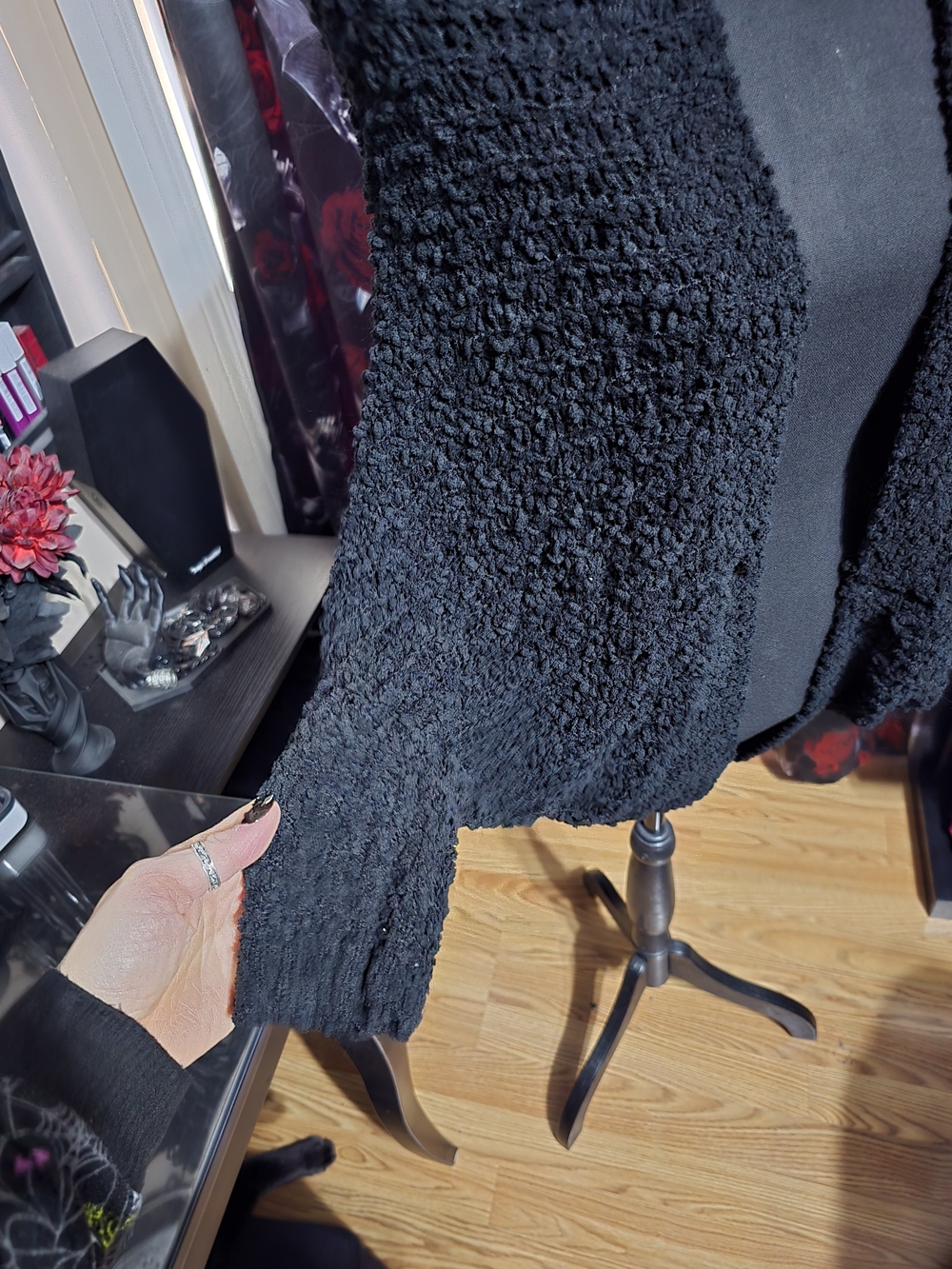 Black Open-Front Bouclé Knit Women's Sweater - Picture 2 of 4